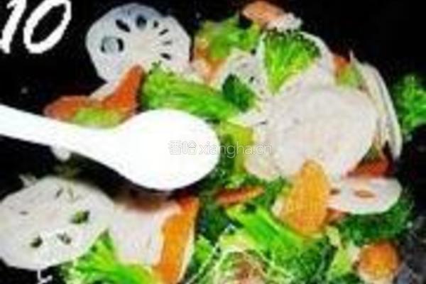 西兰花炒藕片的做法图解10