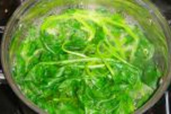 麻酱菠菜墩的做法图解2