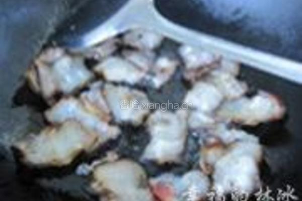 红椒炒腊五花肉的做法图解3