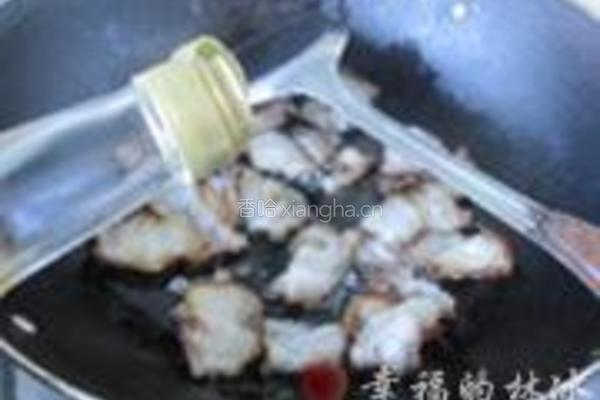 红椒炒腊五花肉的做法图解4
