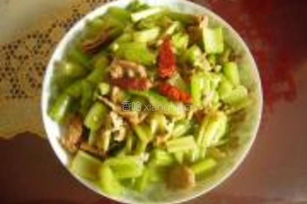 芹菜炒冻豆腐的做法图解5