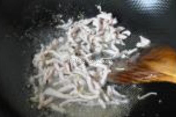 榨菜肉丝炒毛豆的做法图解4