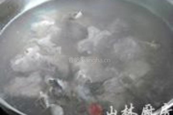 春笋排骨咸肉汤的做法图解3