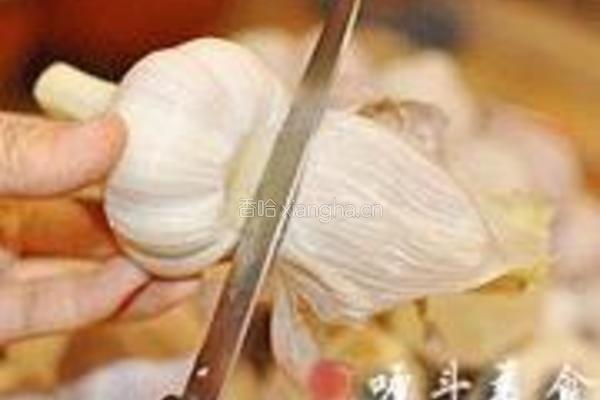 腌蒜的做法图解2