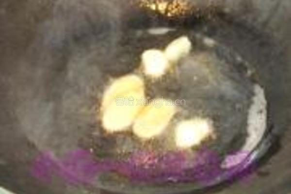 砂锅羊羔肉的做法图解4