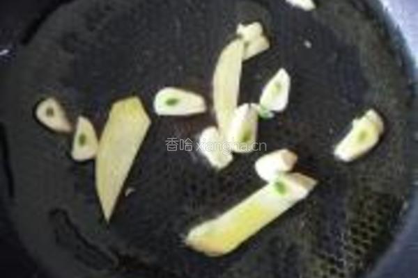 皮蛋香辣豆腐的做法图解6