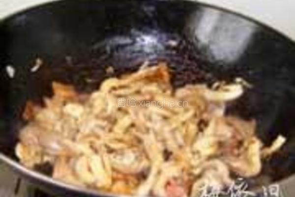真姬菇烧肉的做法图解6