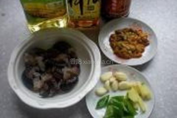 爆炒龙虾尾的做法图解1