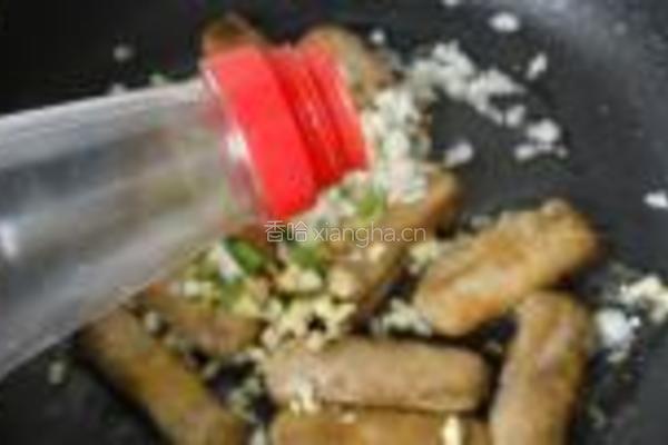 煎烧毛豆腐的做法图解9