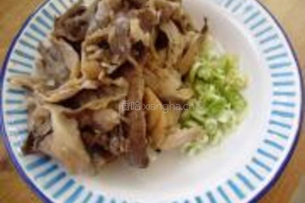 扁豆炒鲜蘑的做法图解3