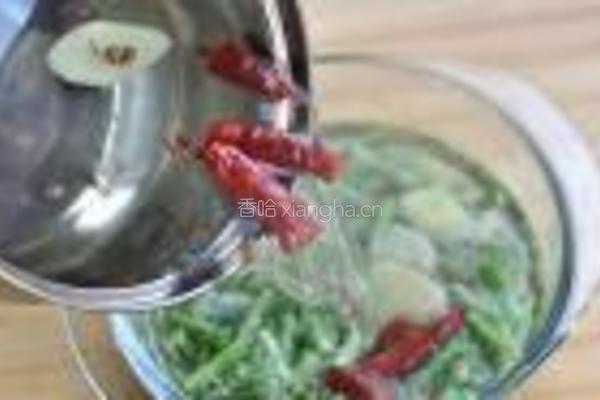 酸豆角炒排骨的做法图解5
