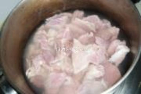 青菜烧牛肉的做法图解2