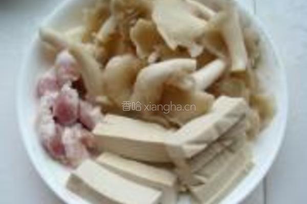 豆腐酱烧平菇的做法图解1