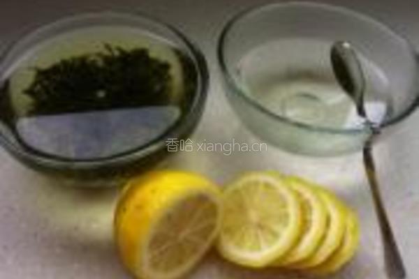 港式柠檬茶的做法图解1