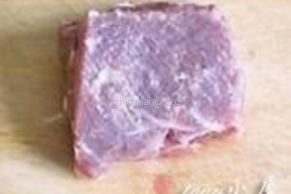 蚝油牛肉的做法图解1