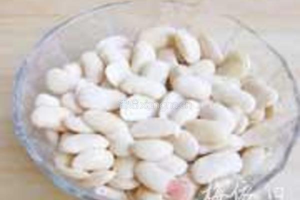 白豆沙冰皮月饼的做法图解2