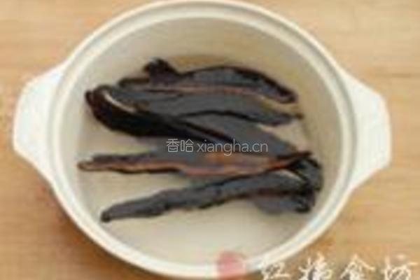 紫灵芝炖排骨的做法图解3