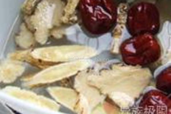 当归牛肉煲的做法图解1