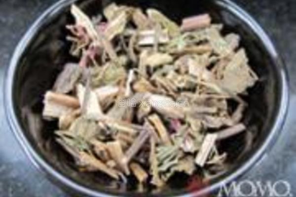 强力薄荷牛奶饮的做法图解1