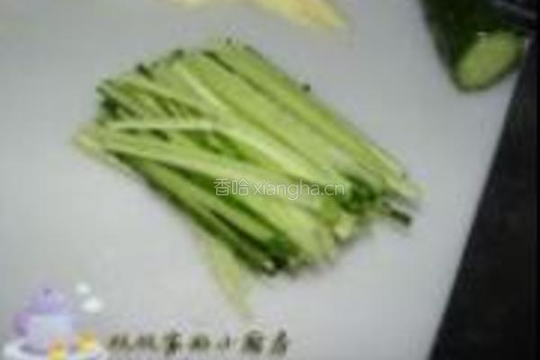 凉拌肉丝拉皮的做法图解4