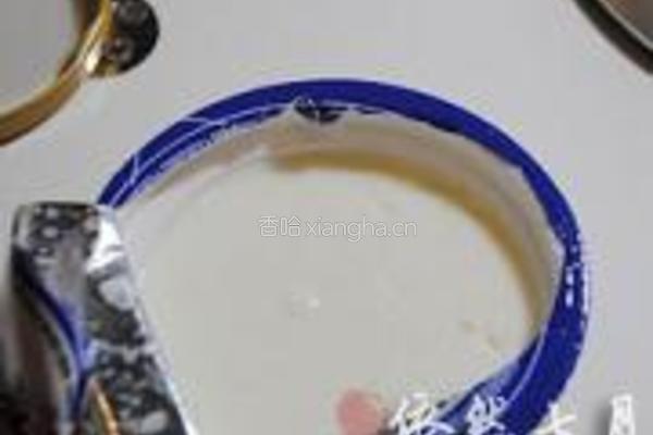 玫瑰果冻荔枝慕斯的做法图解10