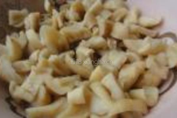 毛豆拌萝卜干的做法图解5