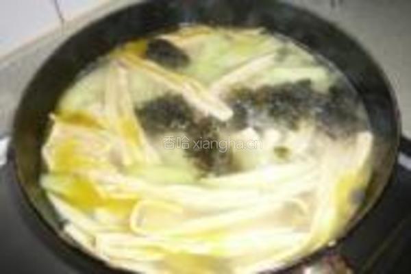 紫菜黄瓜腐竹汤的做法图解8