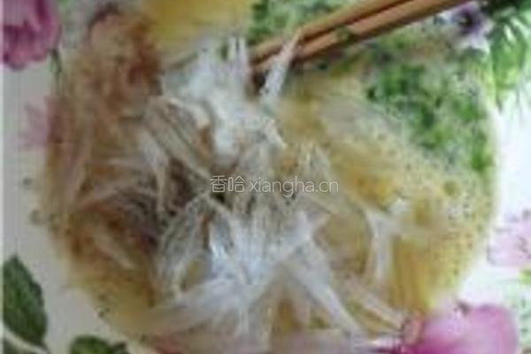 徽菜银鱼煎蛋的做法图解1