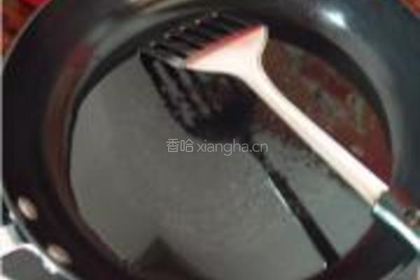 徽菜银鱼煎蛋的做法图解2