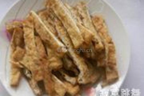 芹蒜香菇豆腐丝的做法图解4