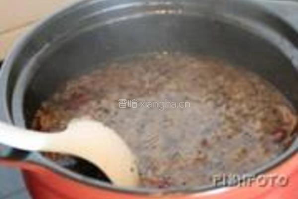 红枣黑芝麻粥的做法图解6