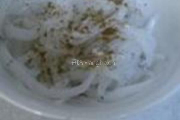 肉末银鱼蒸蛋羹的做法图解2