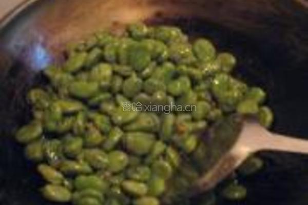 蒜香嫩蚕豆的做法图解6