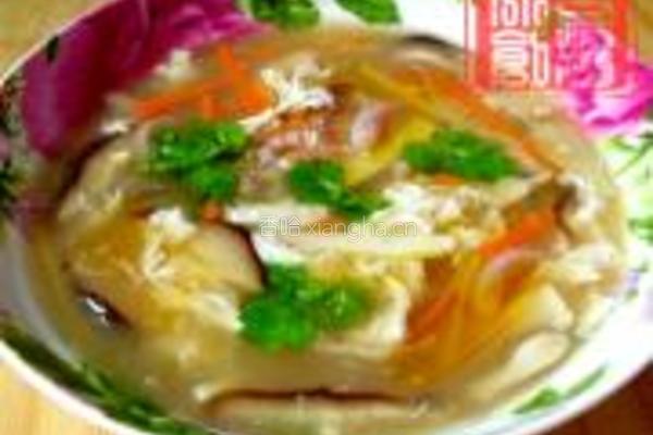 鱿鱼酸辣汤的做法图解6