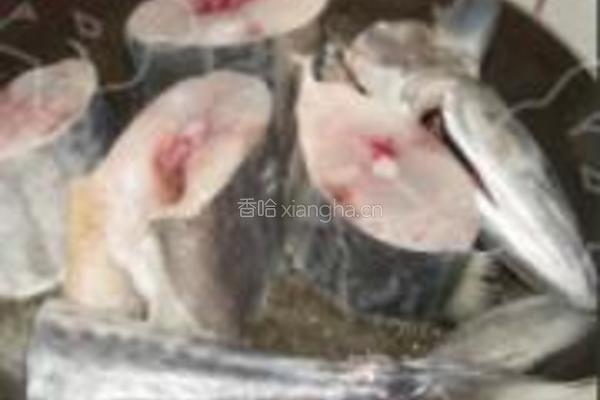 酱焖鲅鱼的做法图解3
