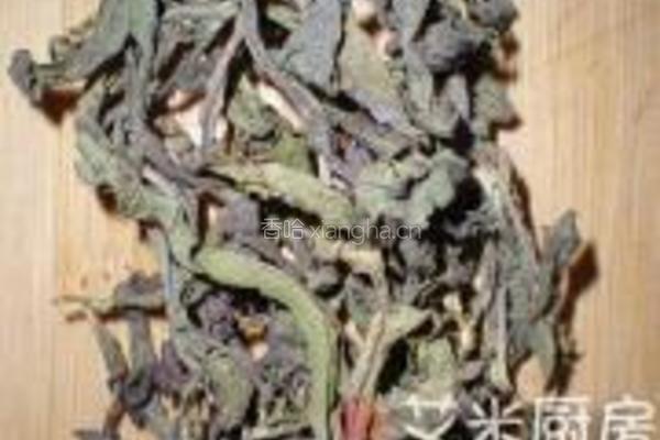 火腿肠婆婆丁菜干粥的做法图解3