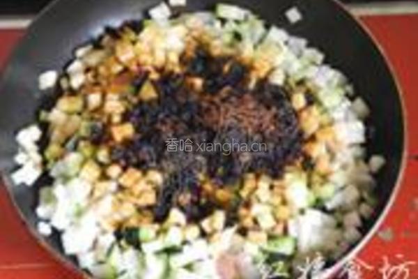 消暑养颜冬瓜茶的做法图解3