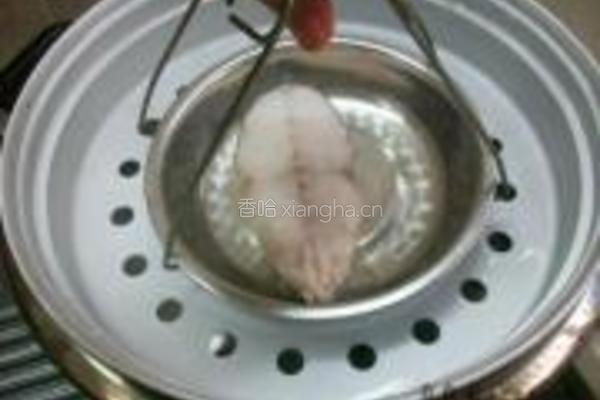 沙茶酱蒸马鲛鱼的做法图解5