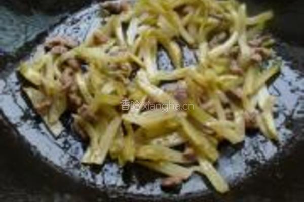 榨菜炒肉丝的做法图解4