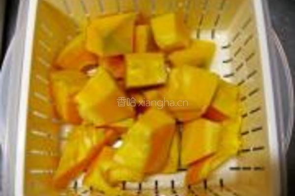 乳香南瓜海鲜的做法图解2