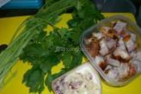 芹菜炒烧肉的做法图解1