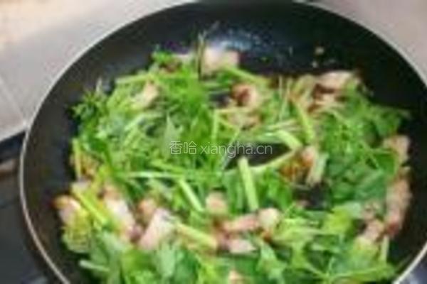 芹菜炒烧肉的做法图解4