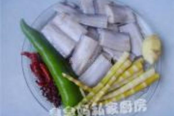 蜀香带鱼的做法图解1