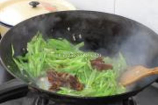 蒜蓉芸豆丝烩烤鸭的做法图解7