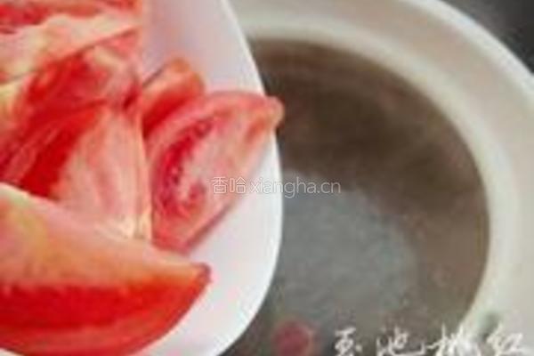 番茄莲藕排骨汤的做法图解4