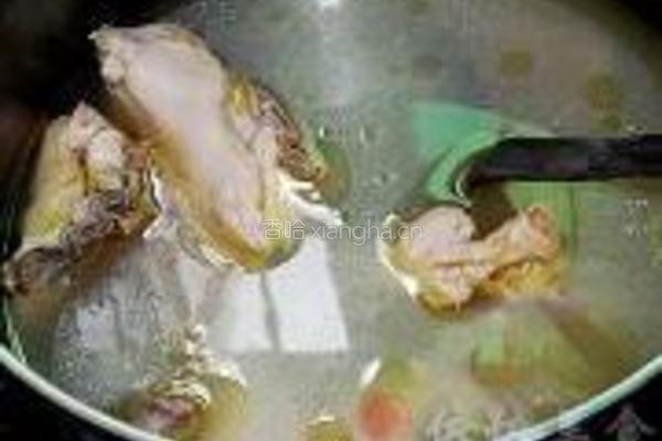 花旗参清鸡汤的做法图解4