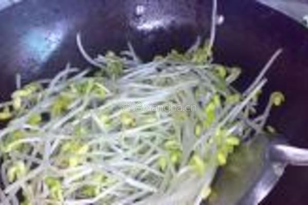 凉拌黄豆芽的做法图解4