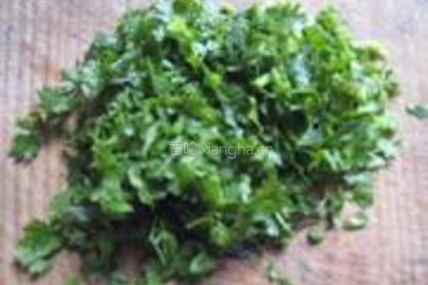 醋拌香菜花生米的做法图解2