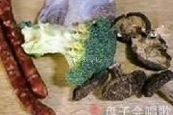 腊味煲仔饭的做法图解1