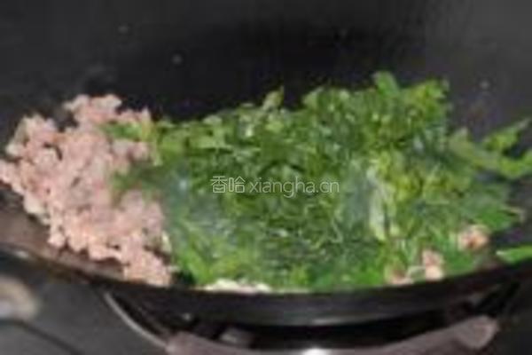 榄菜肉末炒芥兰叶的做法图解5